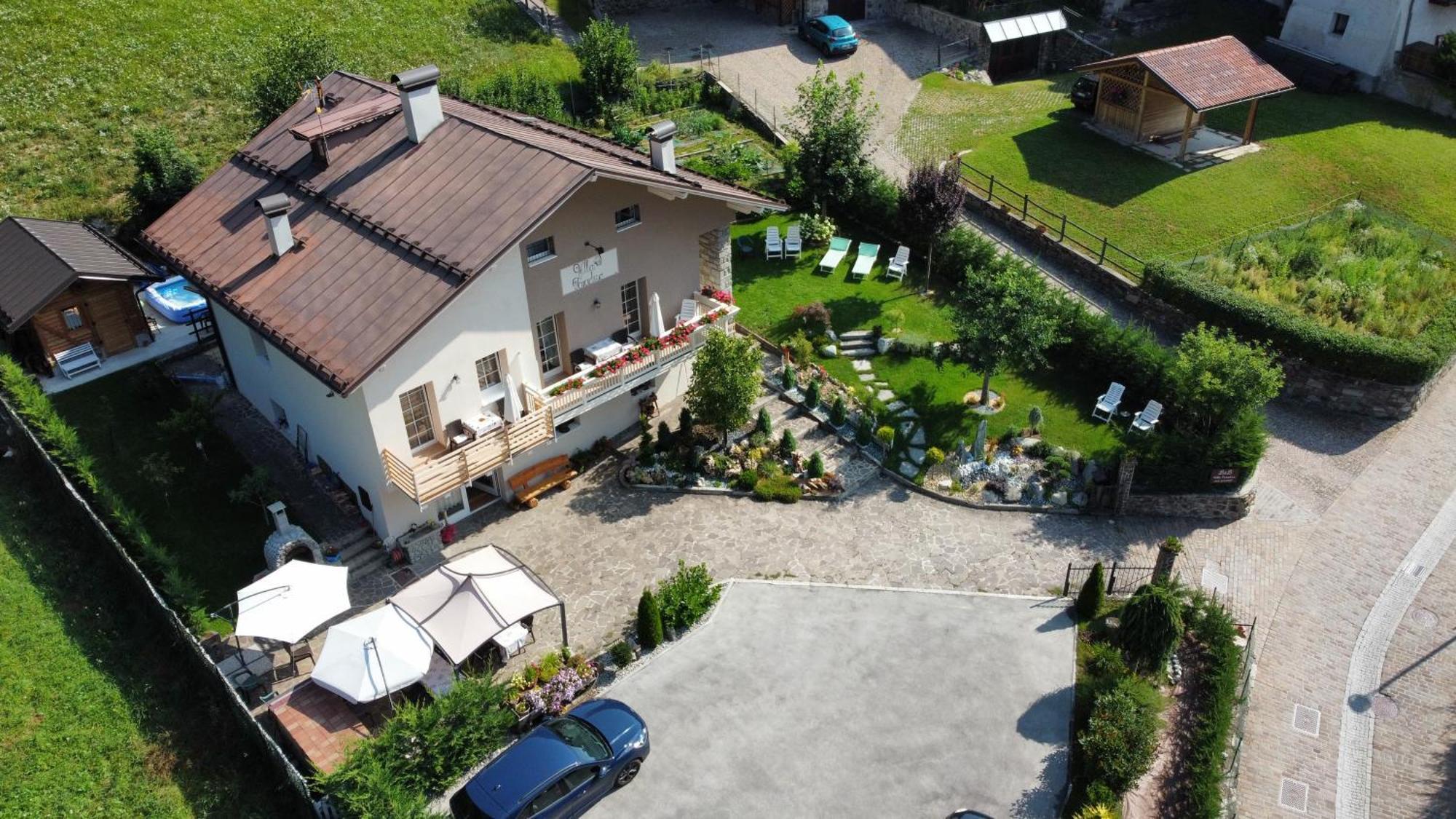 B&B Villa Paradiso Mezzana  Exterior photo